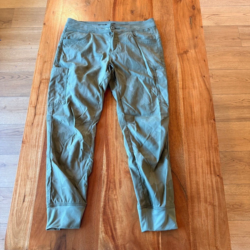 Prana Women's Green Camo Hiking Joggers Size 10R